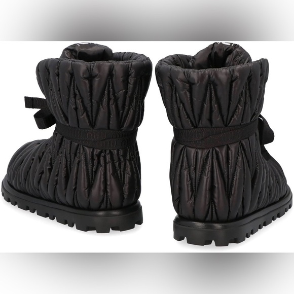 Miu Miu Women’s 35.5 (US 5.5) Matelassé Padded Ankle Boots - Picture 2 of 9